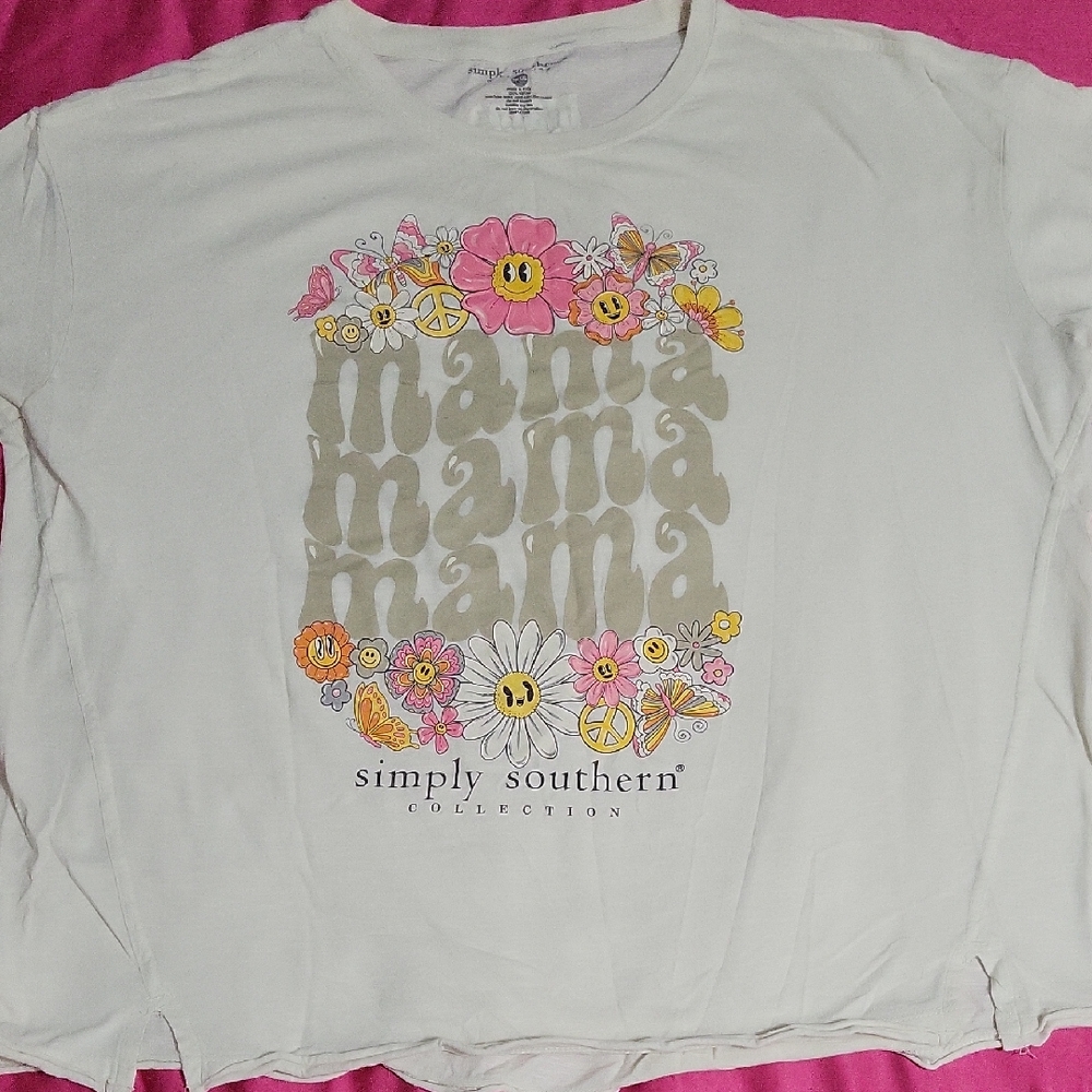 Simply Southern White 'Mama' Floral Smile Graphic Tee